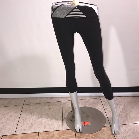 lululemon athletica Pants - Lululemon capris